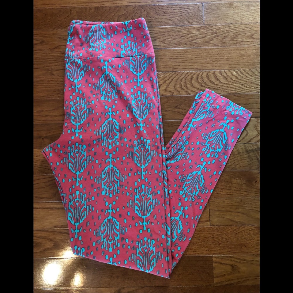 Lularoe Leggings, Size Tall & Curvy, NWOT